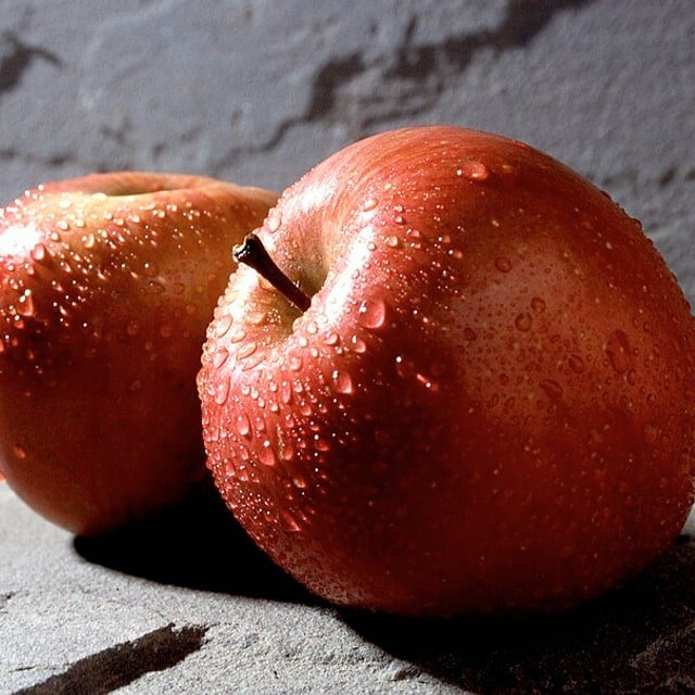 Fuji Apple